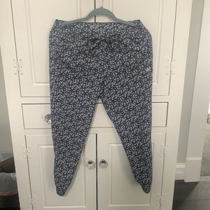 Albion capri pants